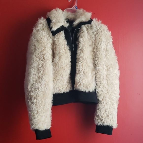 Jacket - Picture 1 of 3